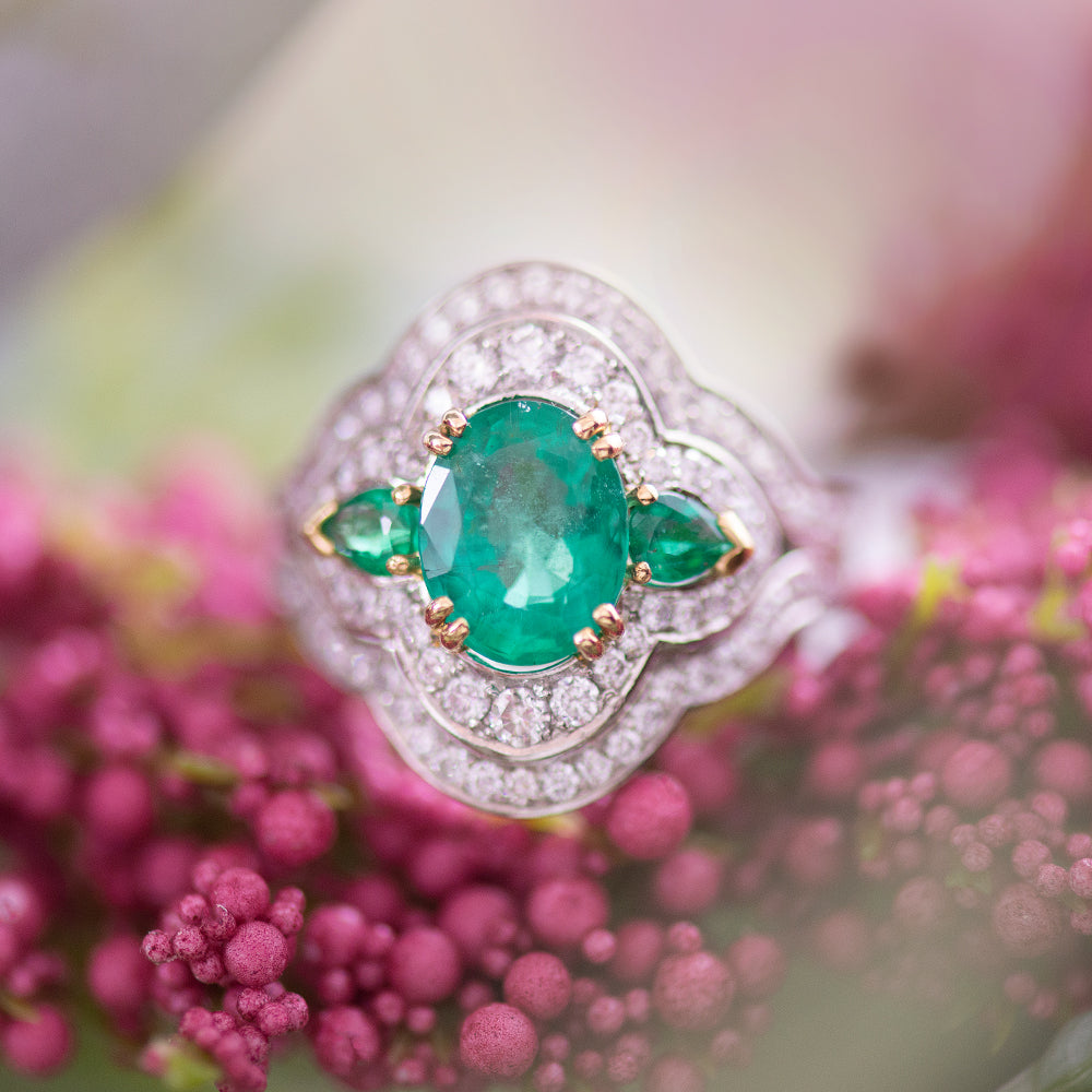 Green hot sale emerald jewellery