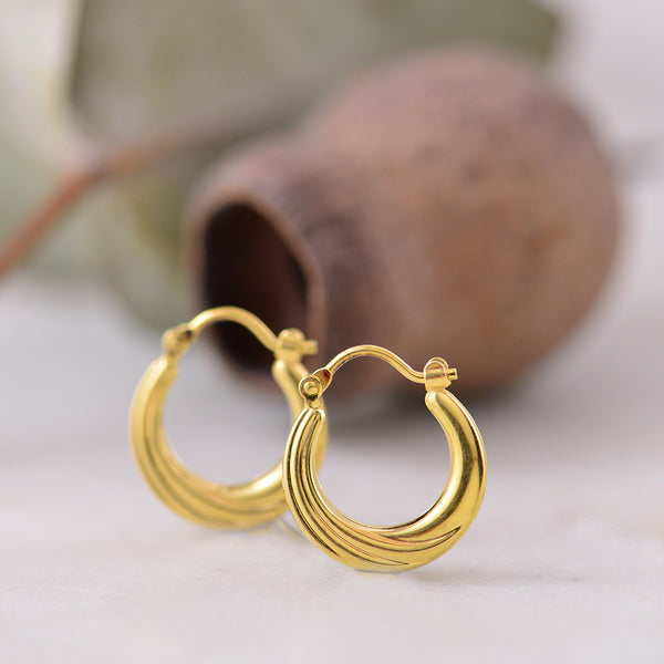 14ct YG twist textured small hoops